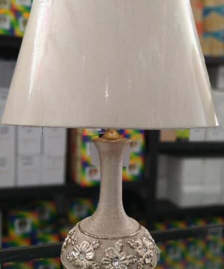 Lampu Meja T134004
