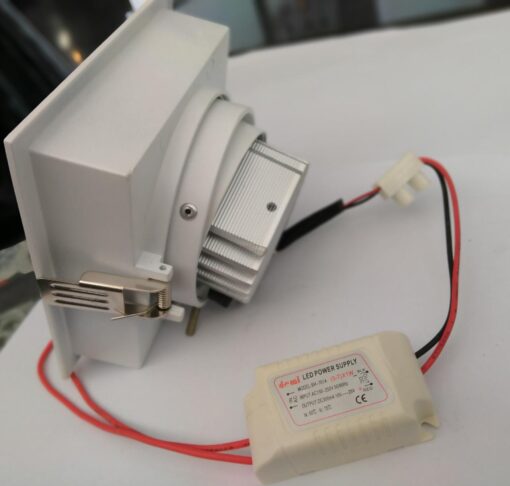 Tampak Samping II DL X2012-1-7K 7W Kotak