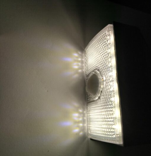 LP.DINDING SOLAR SWL-11 AUDALUX MENYALA REDUP